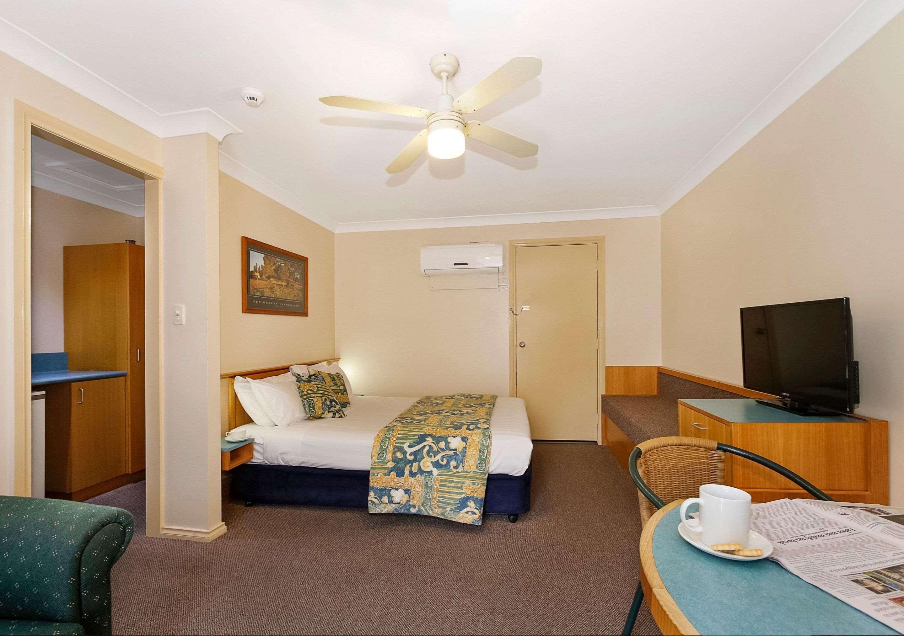 Comfort Inn Sovereign Gundagai Exterior photo