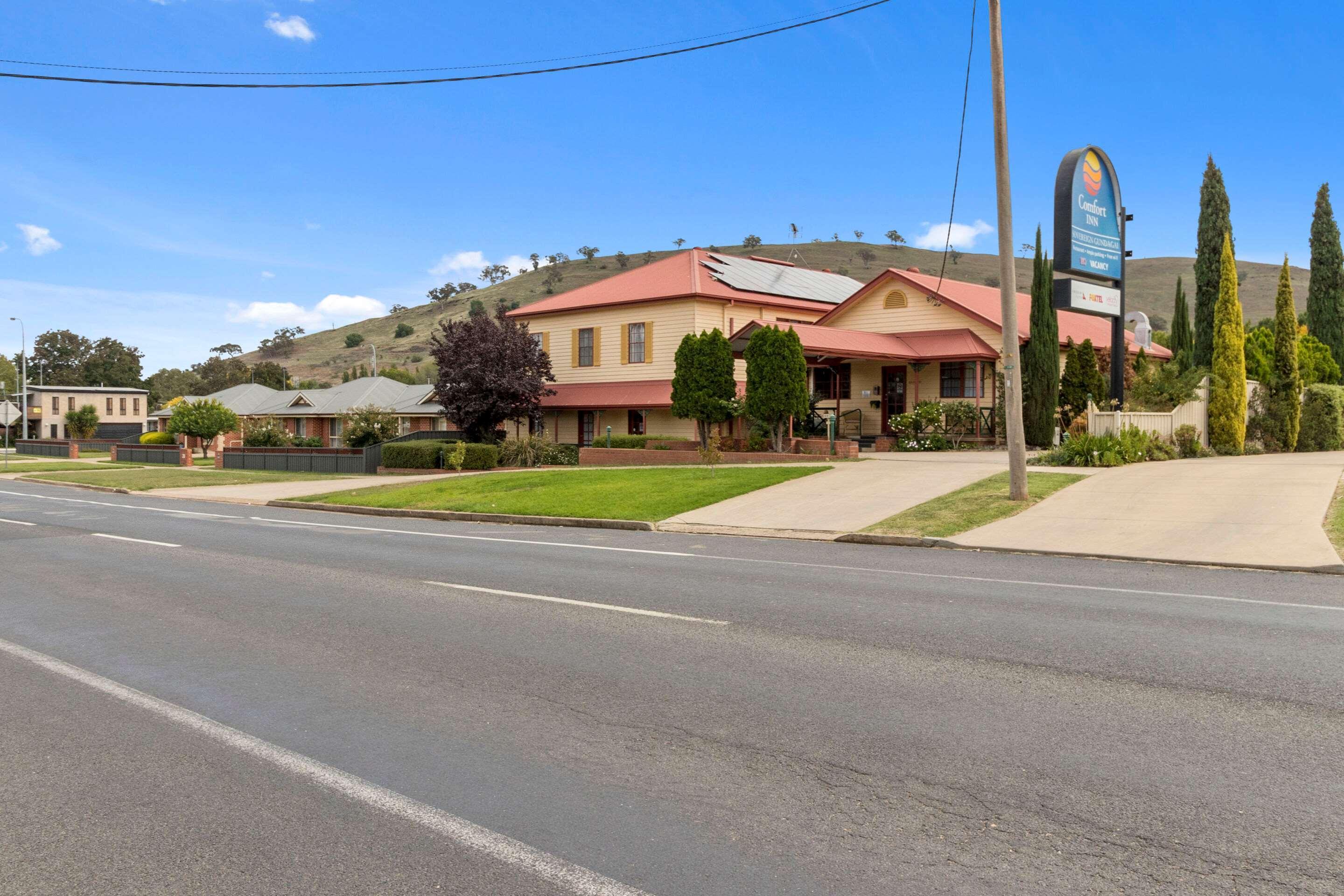 Comfort Inn Sovereign Gundagai Exterior photo